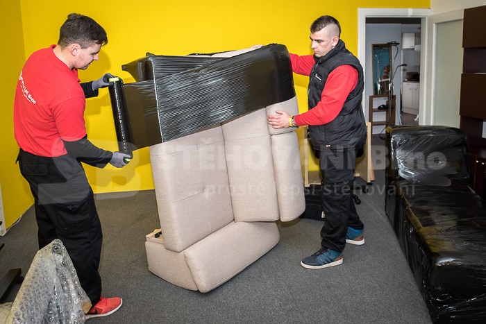 Stěhování a balení nábytku Brno